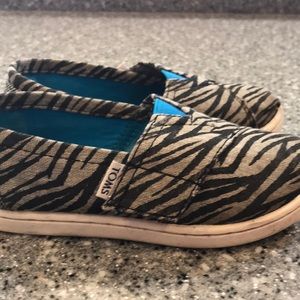 zebra print toms